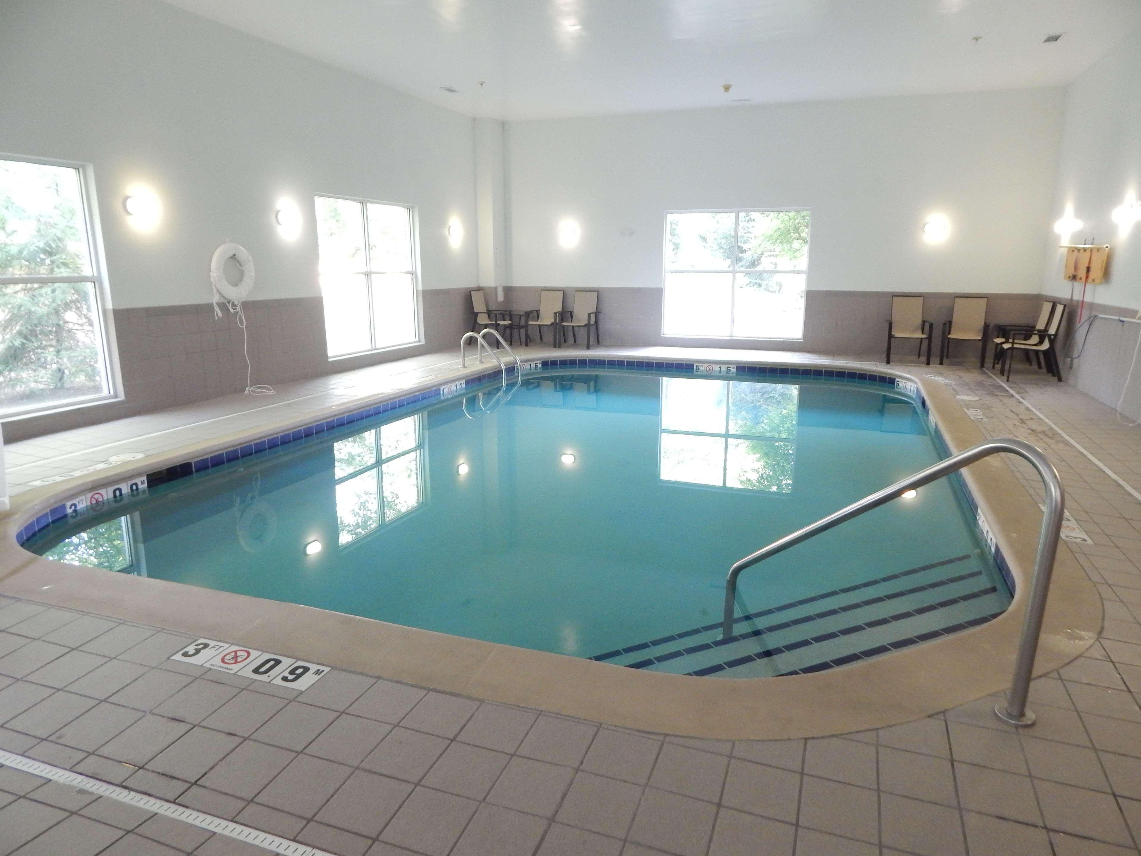 Hampton Inn Heath Екстериор снимка