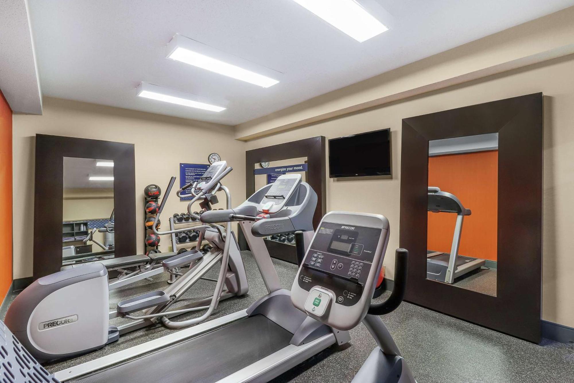 Hampton Inn Heath Екстериор снимка