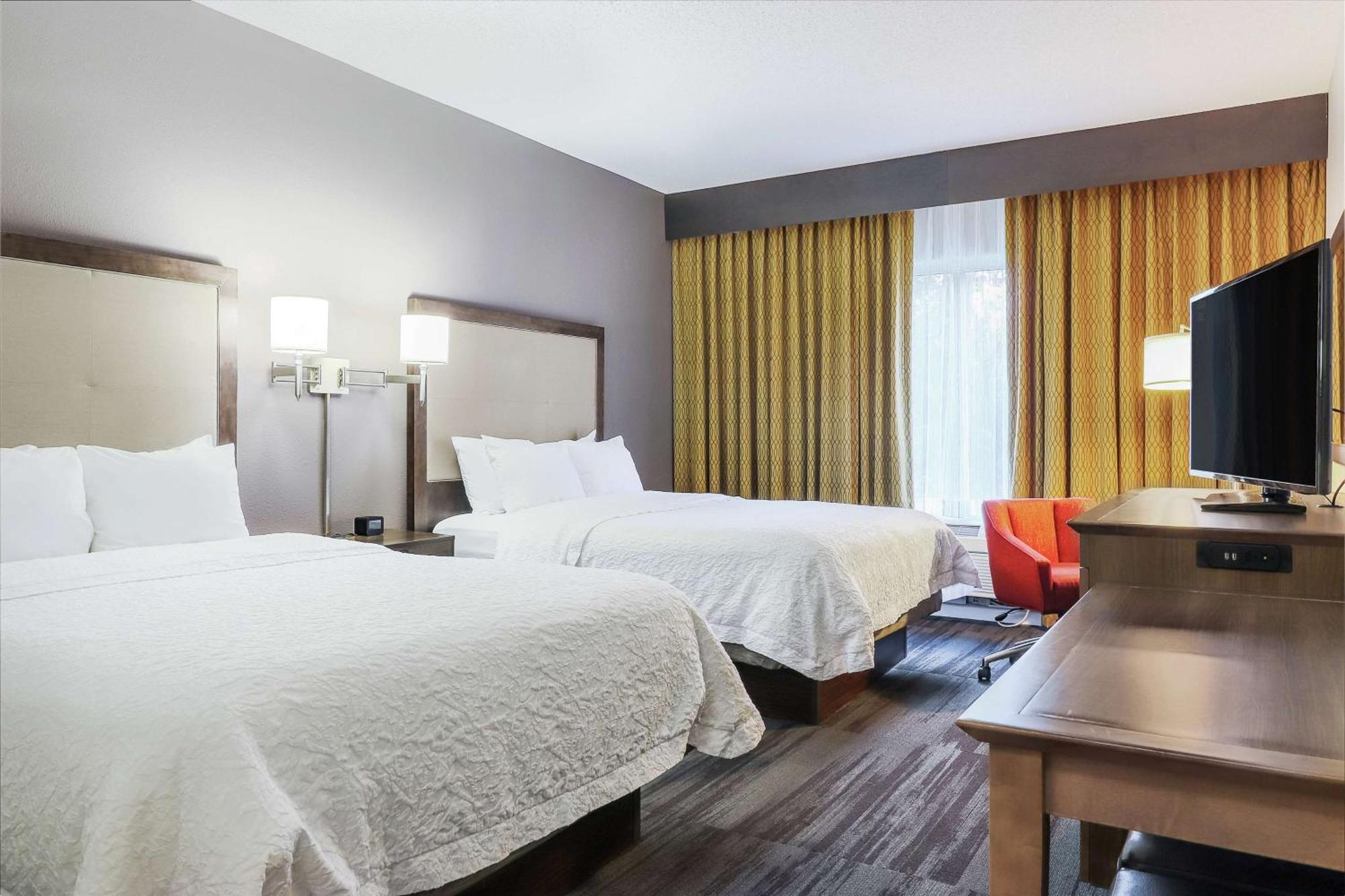 Hampton Inn Heath Екстериор снимка