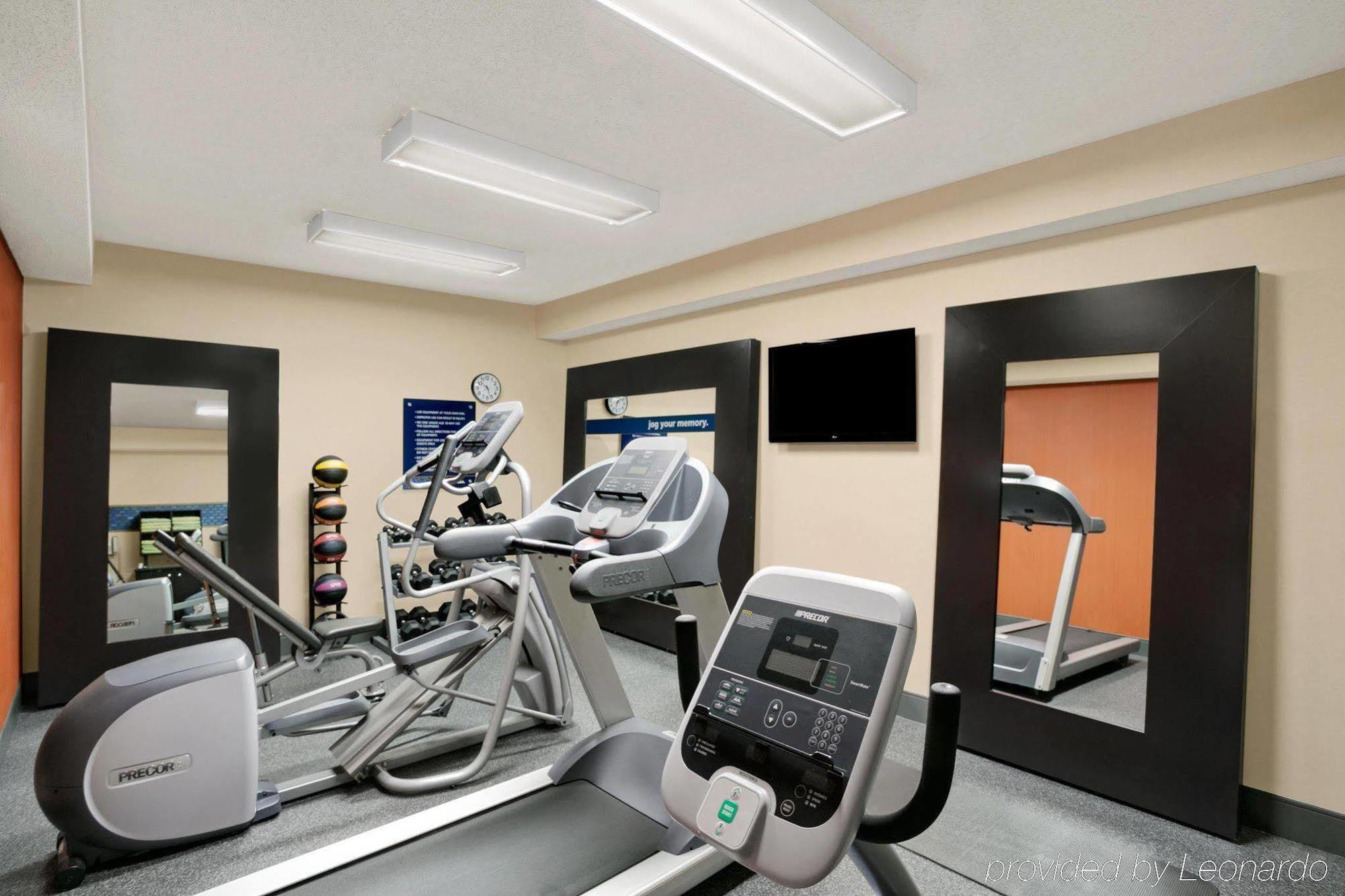 Hampton Inn Heath Екстериор снимка