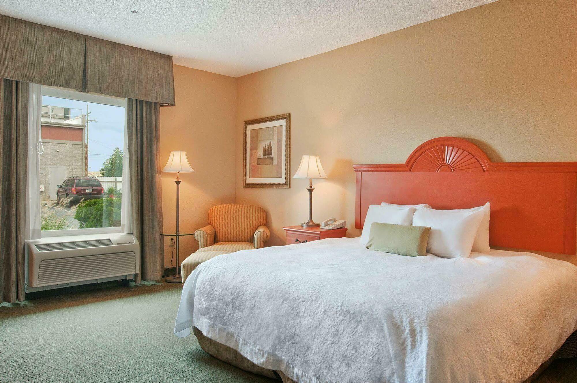 Hampton Inn Heath Екстериор снимка